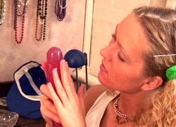 She Blows And Fucks The Repair Man To Get Out Of The Bill