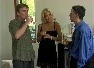 Sultry Blondie Slut Dru Berrymore Getting DPed