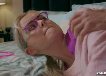 Alluring Nurse Unforgettable Porn Video